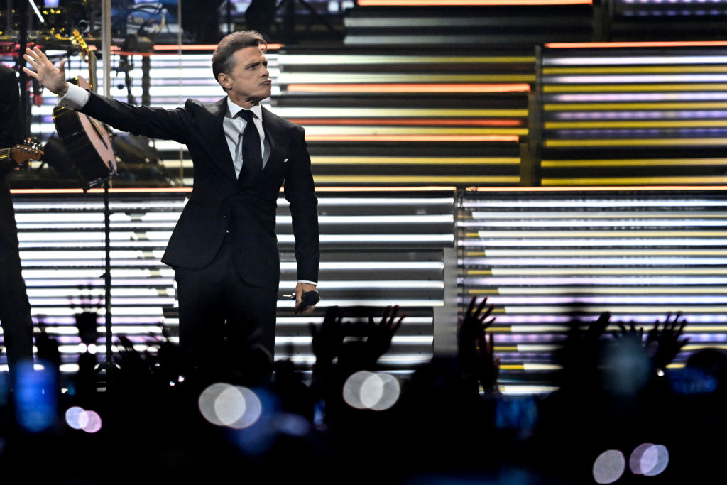 Luis Miguel In Concert In Buenos Aires