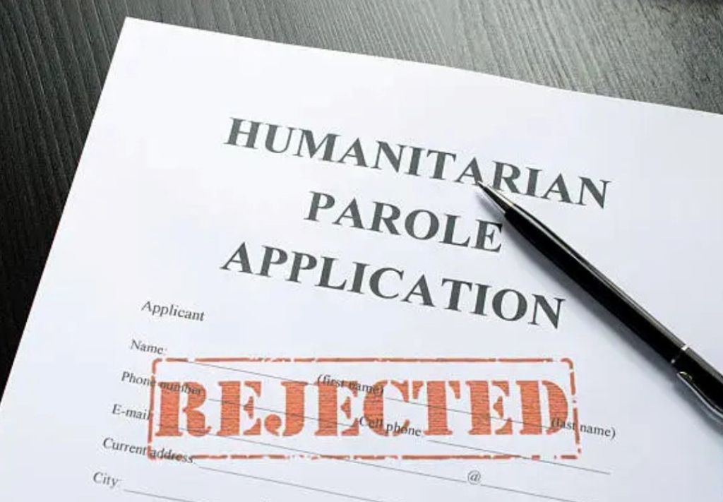 Suspenden procesamiento de solicitudes migratorias