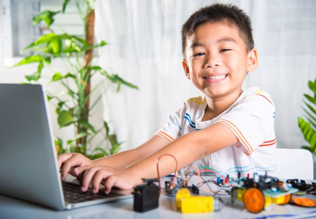 ¡Divertidas experiencias de aprendizaje esperan por los peques! 