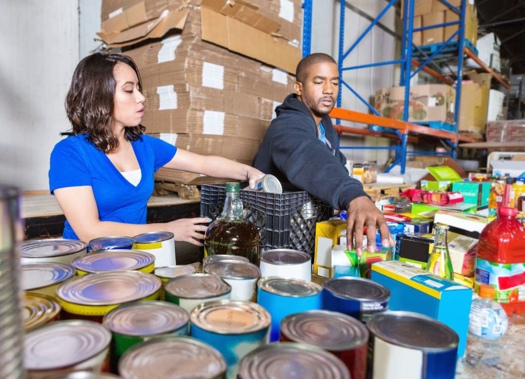 Organizaciones ofrecen alimentos sin costo hasta la 1 p.m.