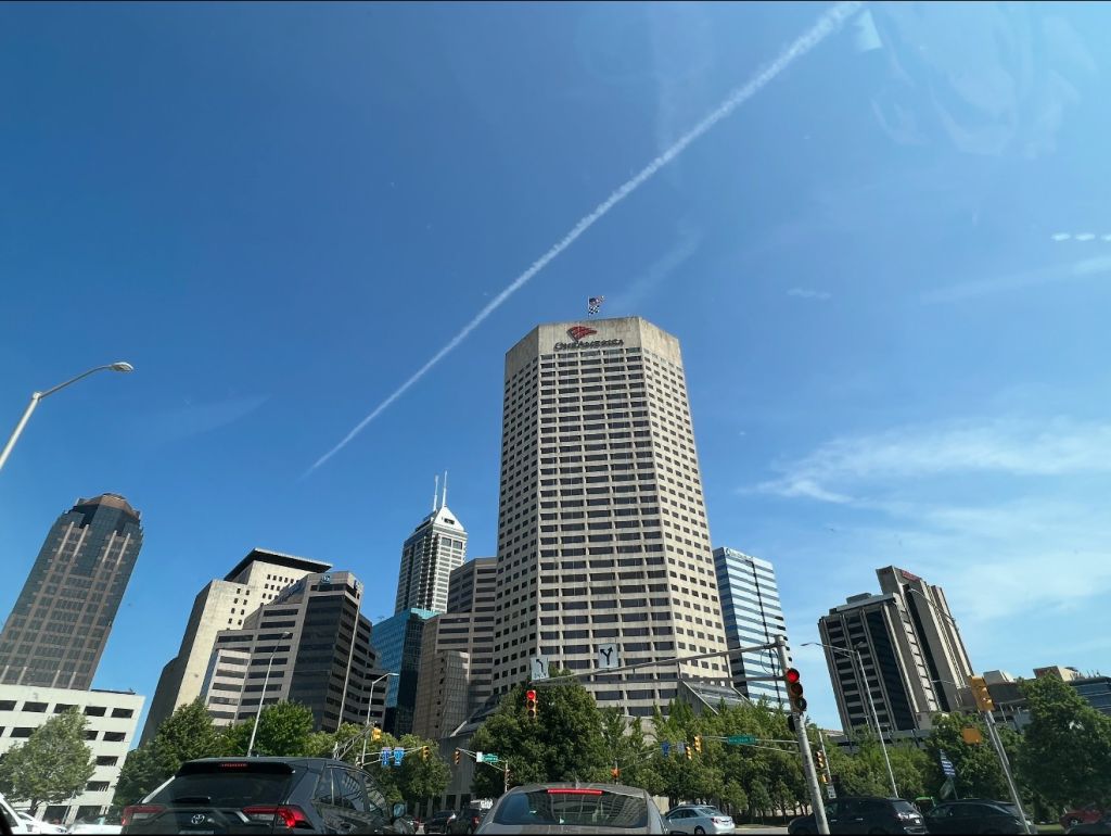 Lluvias nocturnas y repunte térmico esta semana en Indy