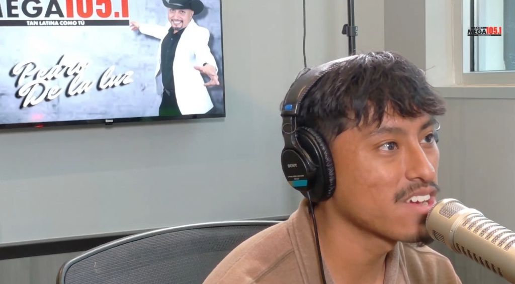 “Orgullo Indy”: Christian Yataco visita La Mega 105.1 FM