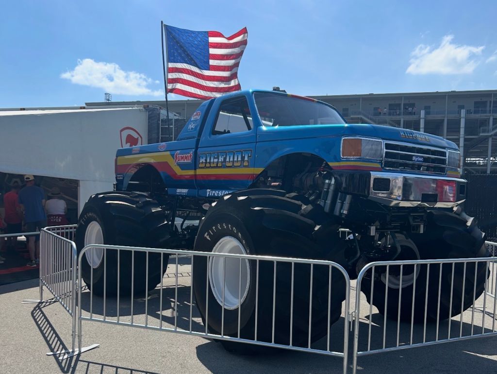 Indy 500: ¡Locutores de La Mega y Fuego también viven la adrenalina!  